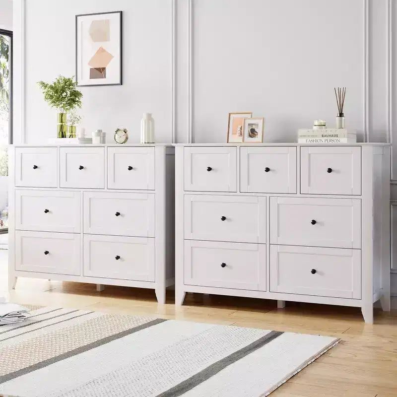 7-Drawer Modern Dresser for Bedroom, Wood Storage Chest with Deep Drawers - Ideal for Living Room, Hallway & Entryway