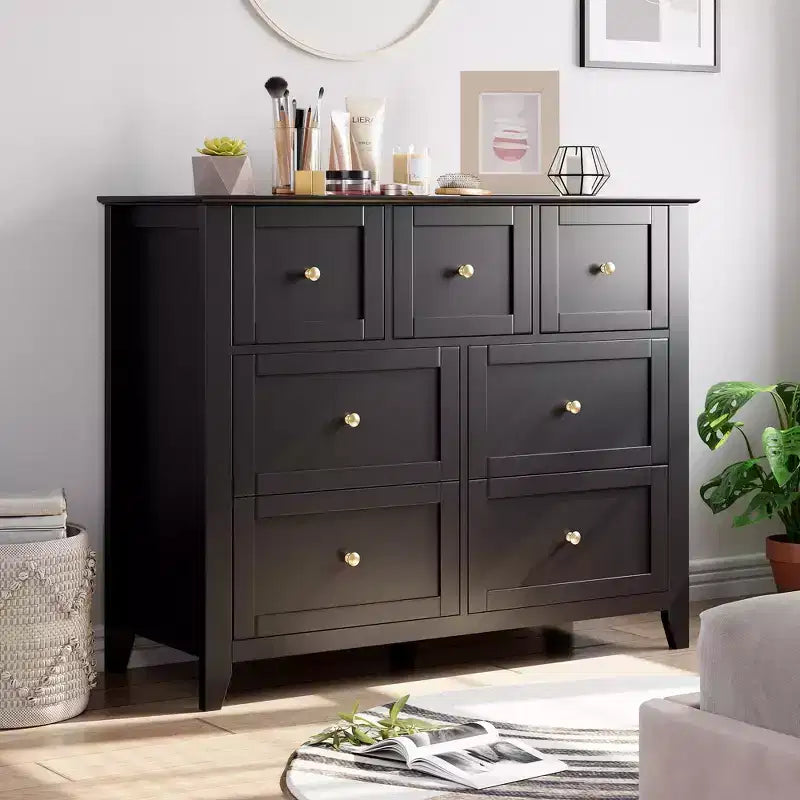 7-Drawer Modern Dresser for Bedroom, Wood Storage Chest with Deep Drawers - Ideal for Living Room, Hallway & Entryway